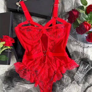 Body sexy de encaje con decoración de corazón